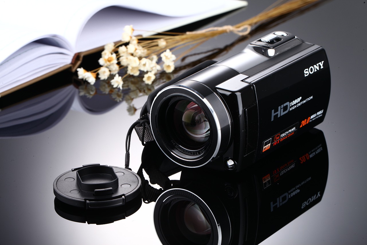 數(shù)碼相機(jī)行業(yè) 在智能浪潮下的轉(zhuǎn)型與新生